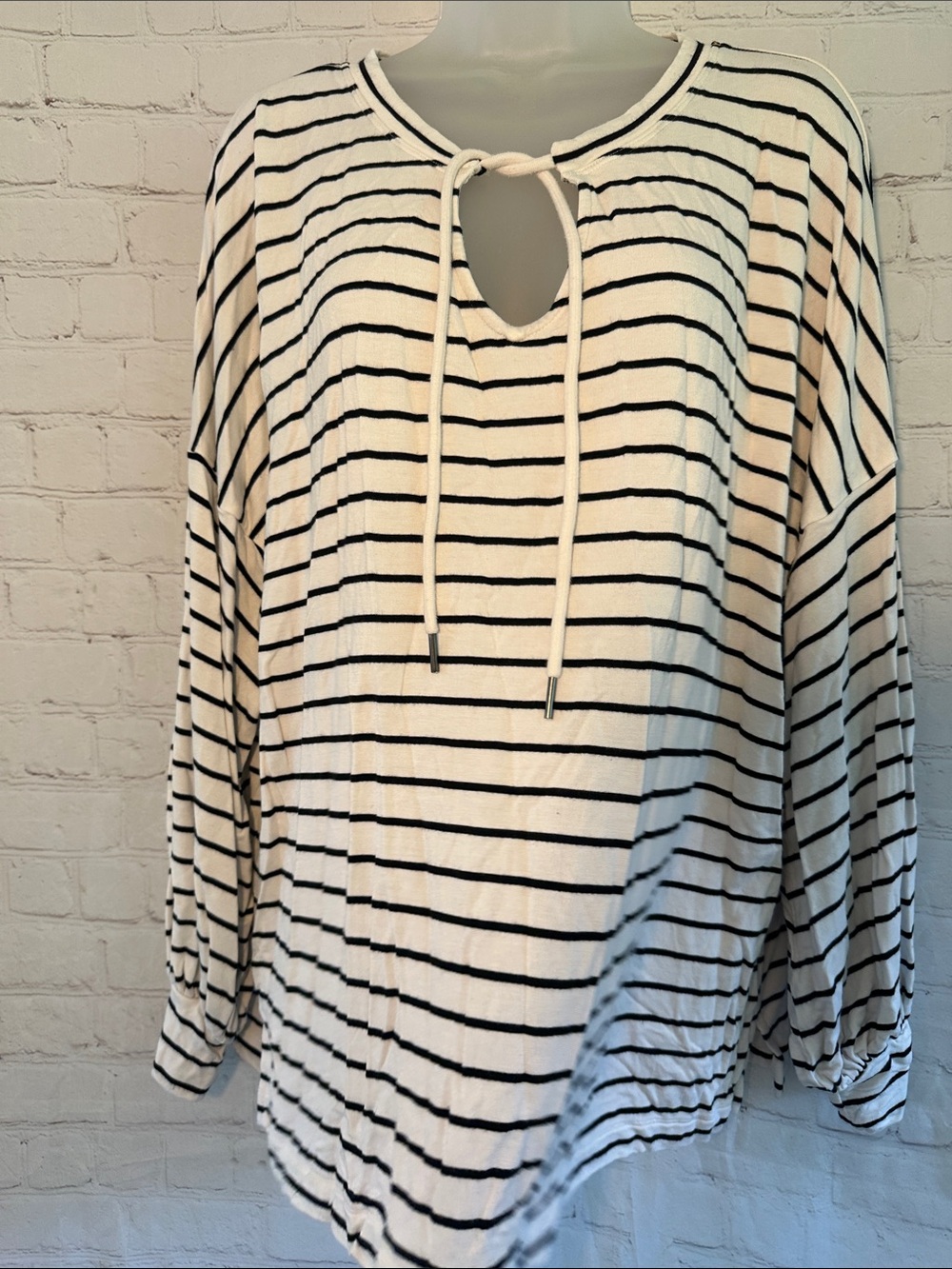 Cabi Striped Tie-Neck Long Sleeve Top - White/Black size L